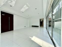 Queen's Road (D10), Detached #596398721
